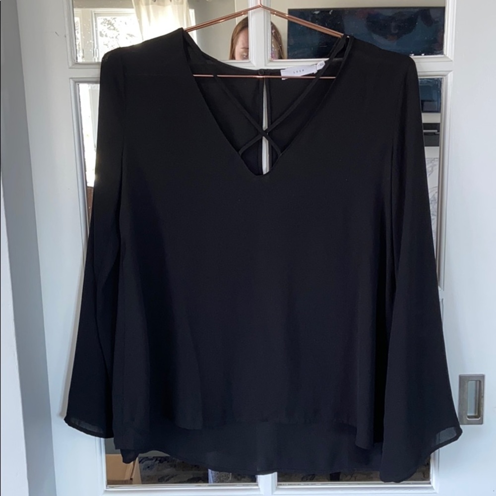 Lush black top